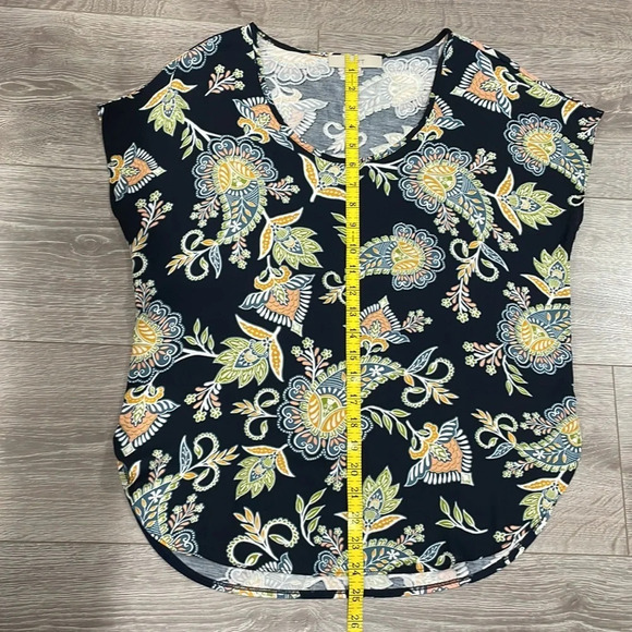 LOFT Navy Paisley Print Cap Sleeve Mixed Media Blouse XS - Picture 6 of 11